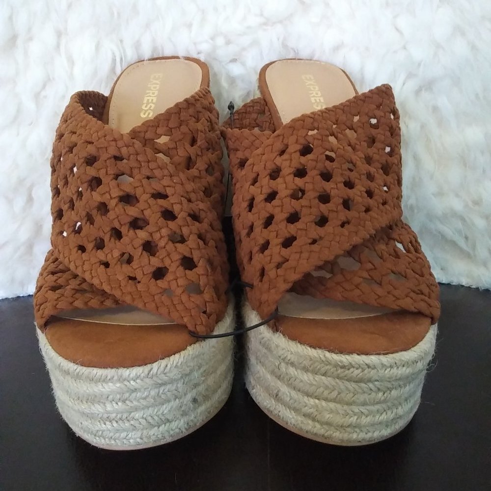 Express Brown and Cream Wedge Sandals Size 7.5 - Picture 5 of 7